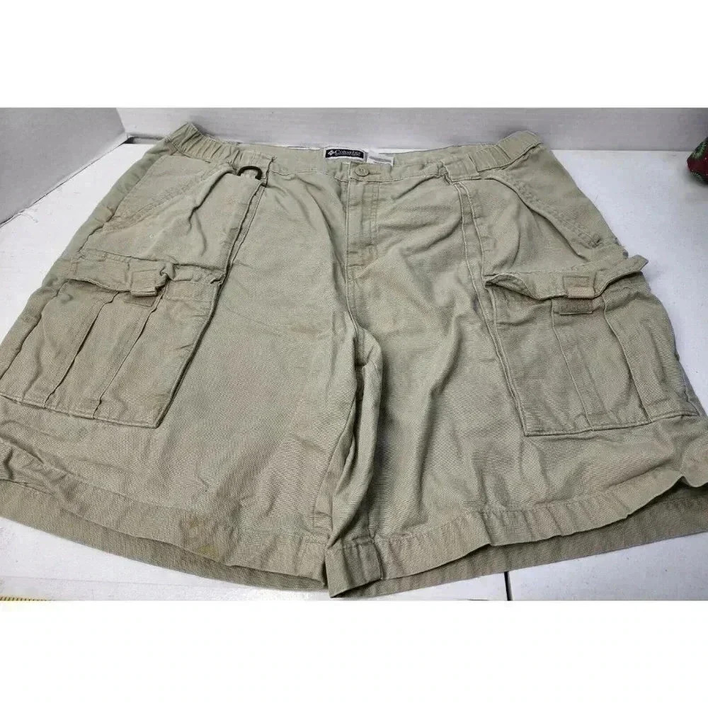 Columbia Shorts Mens XL Extra Large Khaki Cargo Outdoor Hiking Fishing Cotton